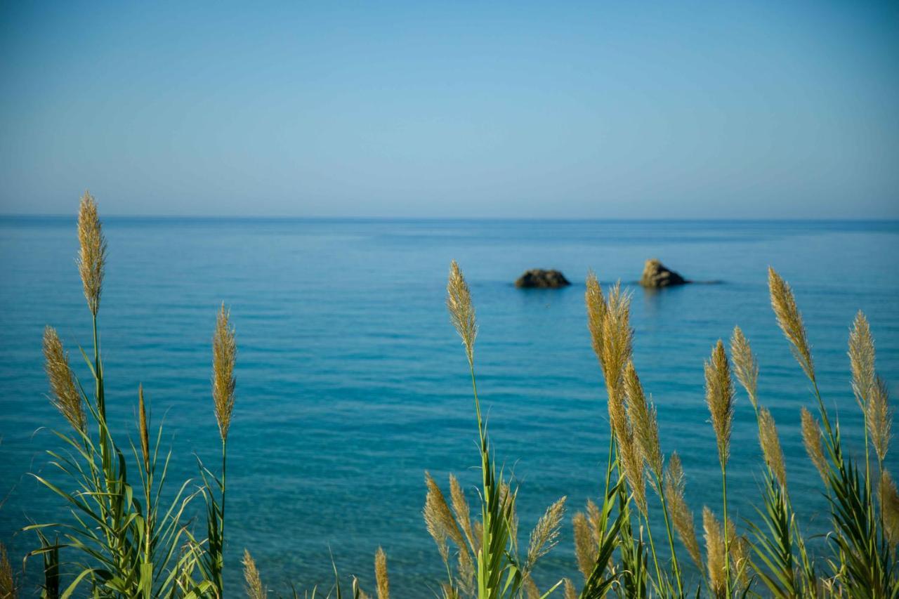Almyra Villas Halikounas Exterior photo